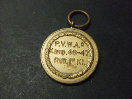 Vrouwenvoetbal P.V.W.A. kampioen 1946-1947 reserve 1e klasse (2)